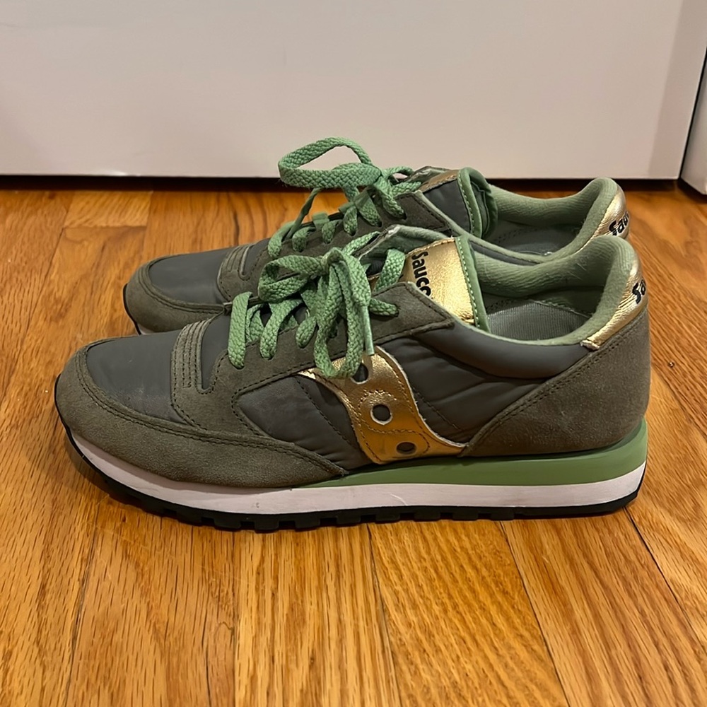 Saucony green and gold